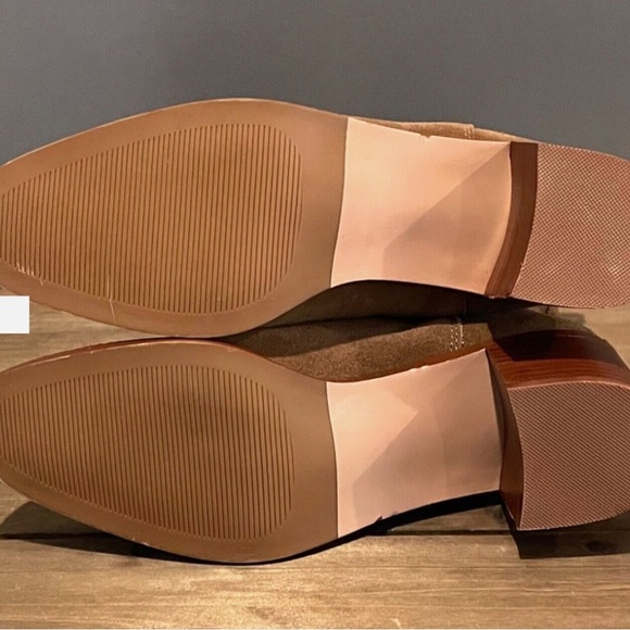 Steve Madden Brown Suede Ankle Booties size 9.5 - Picture 9 of 10